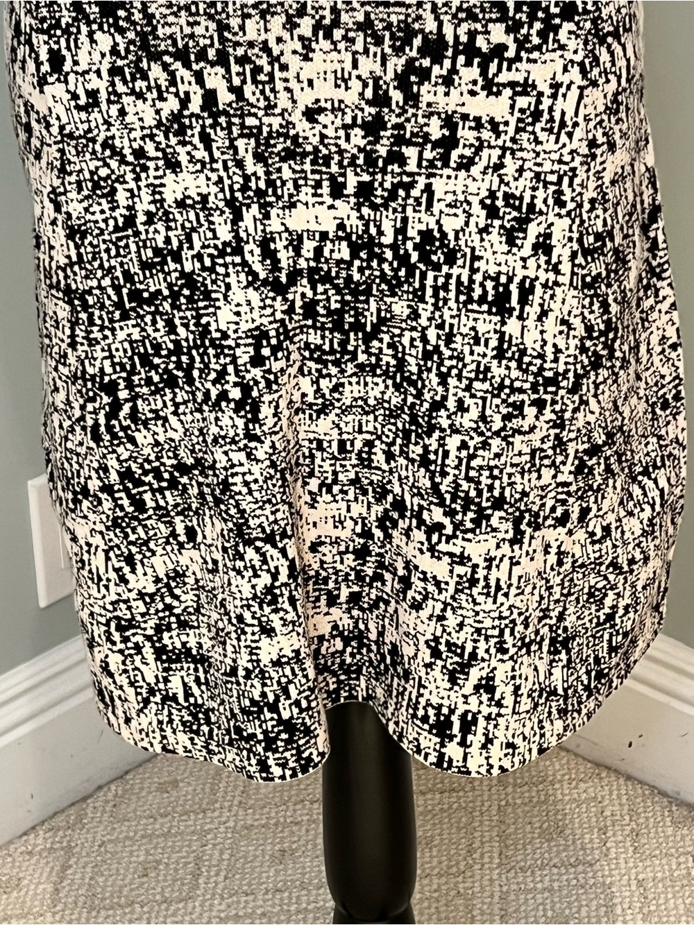 Theory Alancy C Tweedscape dress |black & white textured knit |Size SP |Like New - Picture 8 of 14